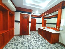 Try Palace Resort Sihanoukville