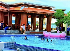 Try Palace Resort Sihanoukville