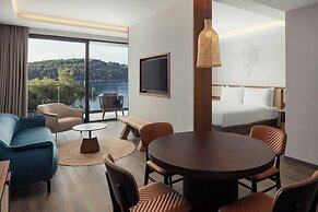The Isolano, Cres, Autograph Collection