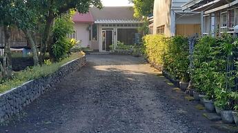 Mayon View Garden Apartelle Sa Bukid