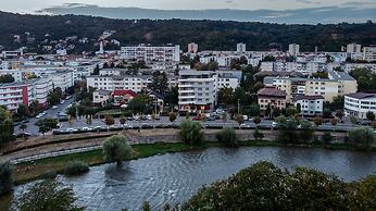 River Park Hotel