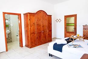 Zest Gozitan Villa & Pool