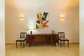 A Magnificent Sunny Seafront Apart Sliema