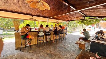 Ya Basta Camping