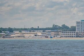 Palace Beach Resort