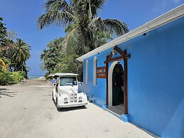 Island Luxury Fehendhoo