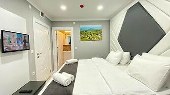 Heaven Suite Hotel