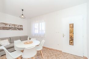 Apartments Plantosar