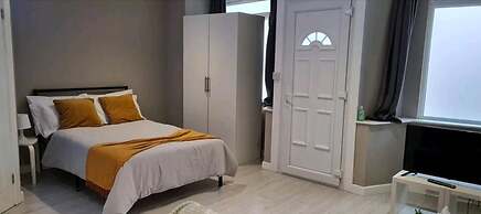 Beautiful 1-bed Studio in Burnley