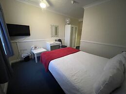 The Dolphin Hotel