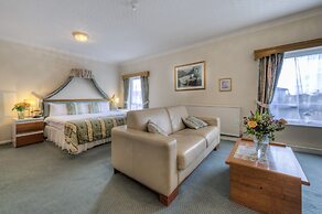 The Dolphin Hotel
