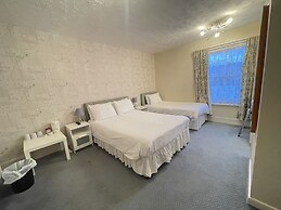 The Dolphin Hotel