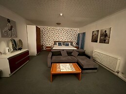 The Dolphin Hotel