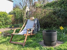 Blackbird Cottage Near Appledore