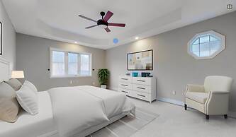 Spacious Family Haven: Modern 4-bedroom Luxury Home