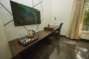 Bay Breeze Suites