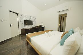 Bay Breeze Suites
