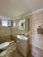 Sunshine Bay Suites