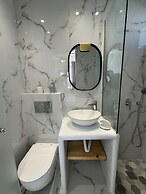 Sunshine Bay Suites
