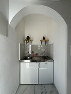 Sunshine Bay Suites
