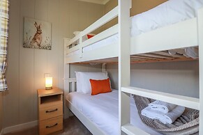 4 Meadow Retreat