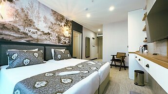 Kaya Home Hotel