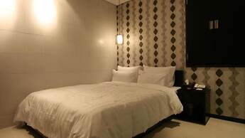 sinchon Y hotel