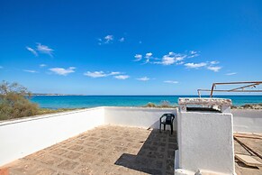 Villa Dei Fanti On The Sandy Beach