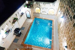 Mixel Gozitan Villa and Pool