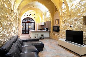 Mixel Gozitan Villa and Pool