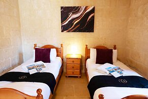 Nirvana Gozitan Villa & Pool