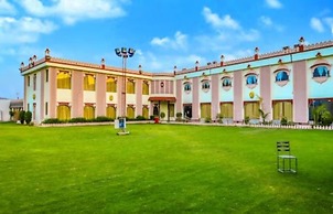 The Royal Paradise Resort and Salt Yard