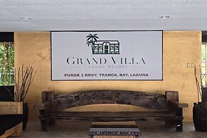 Grand Villa Laguna
