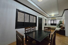Grand Villa Laguna