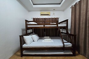 Grand Villa Laguna