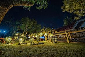 Grand Villa Laguna