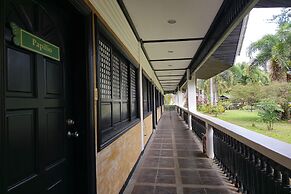 Grand Villa Laguna