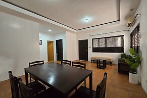 Grand Villa Laguna