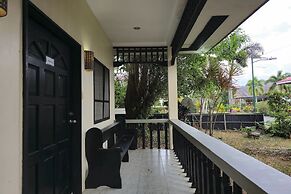 Grand Villa Laguna