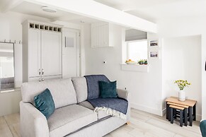 Loe Cottage