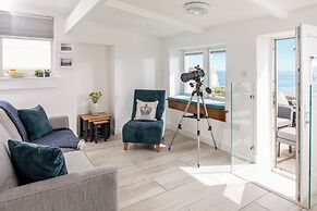 Loe Cottage