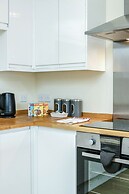 Luxury 2 Bedroom Apartments with Parking