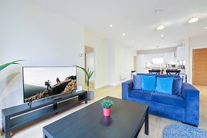 Luxury 2 Bedroom Apartments with Parking