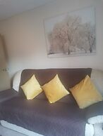 Beautiful 1-bed House in Manchester