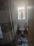 Beautiful 1-bed House in Manchester