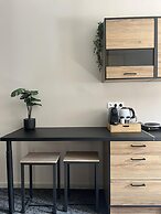 Boutique Studios & Apartments-by Avelink