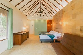 Mayan Playa Bacalar