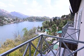 Hibiscus LakeView Hotel
