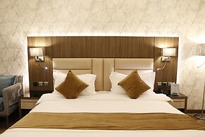 Dan Golden Hotel & Lounge