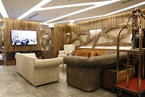 Dan Golden Hotel & Lounge